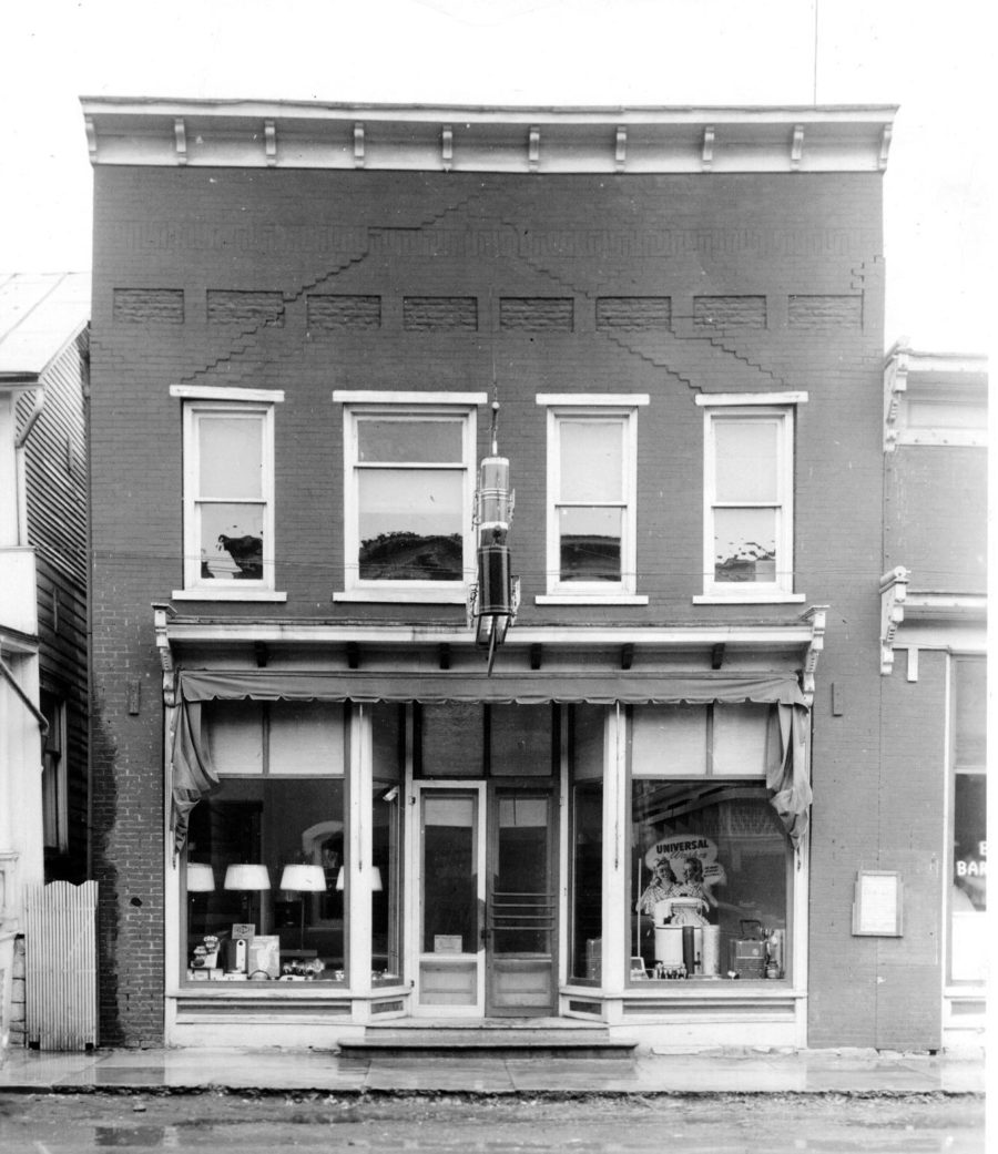 Photo of the Original Store, 1945
